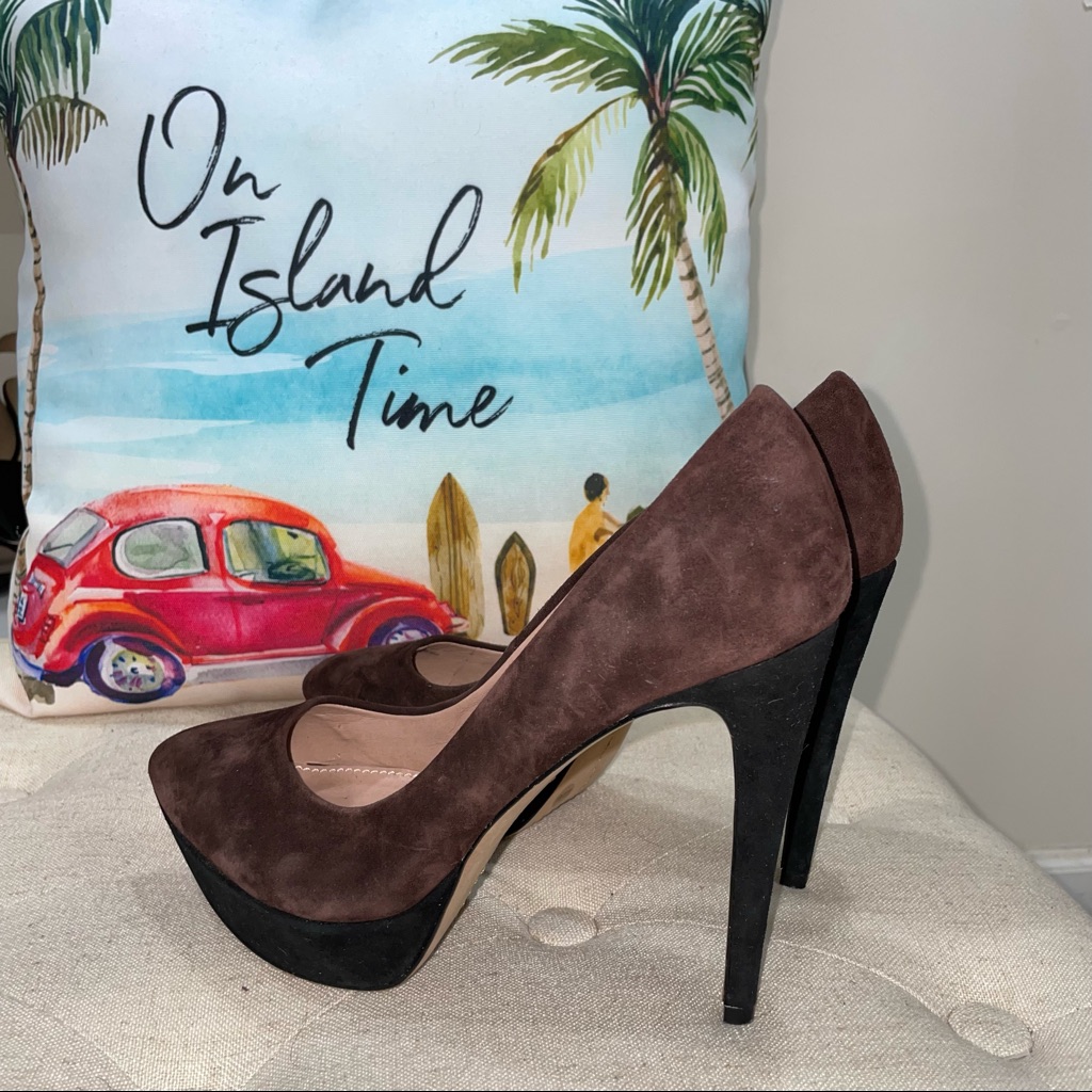 Vince Camuto Black/Brown Pointed Toe Platform Heels Size 8.5b